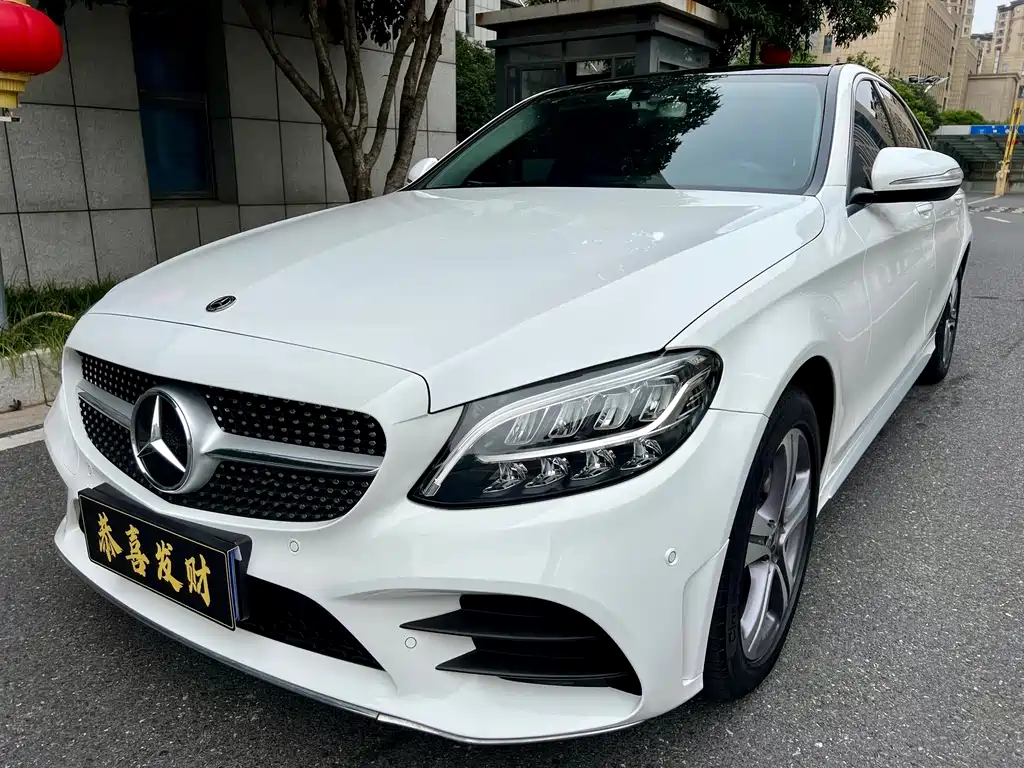 Mercedes-Benz C-Class — миниатюра 5