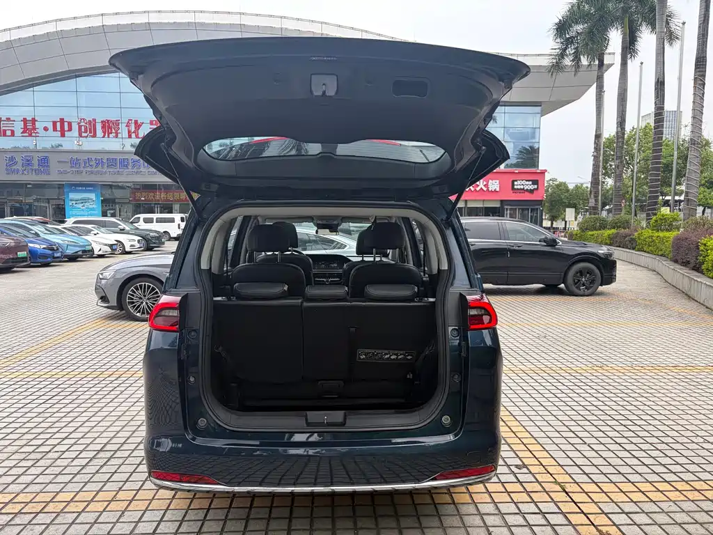 GAC Motor Trumpchi M6 — миниатюра 23