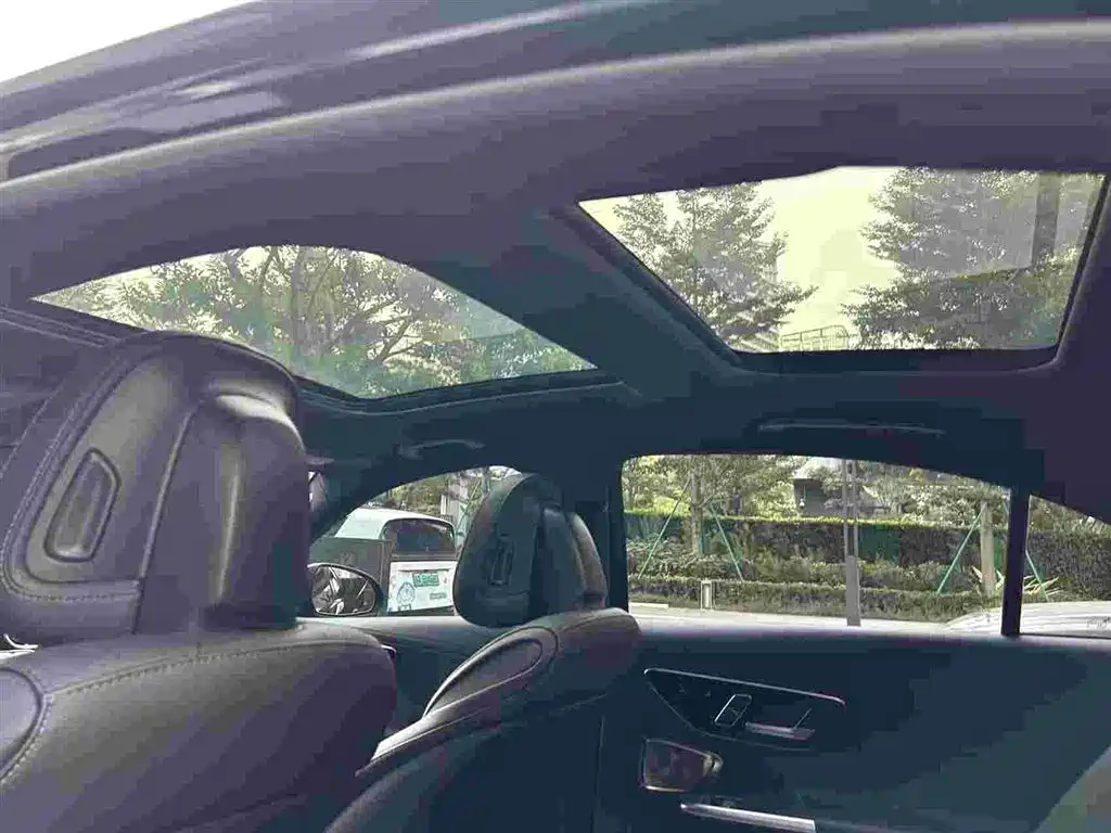 Mercedes-Benz C-Class — миниатюра 10