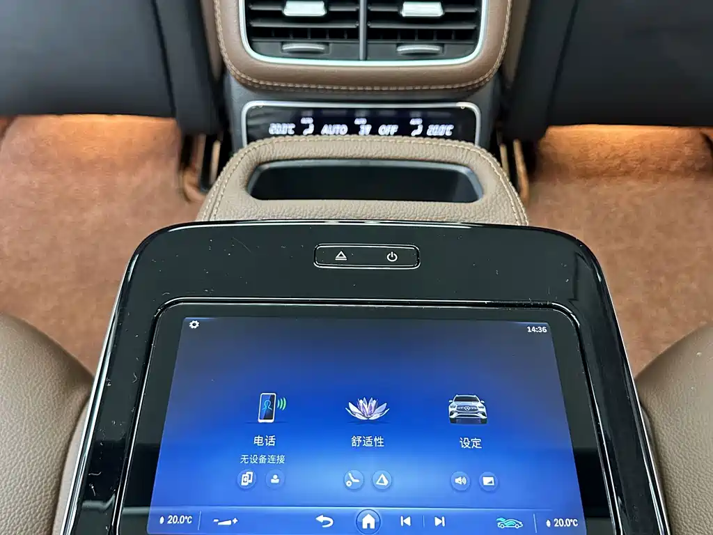 Mercedes-Benz GLE (Import) — миниатюра 28