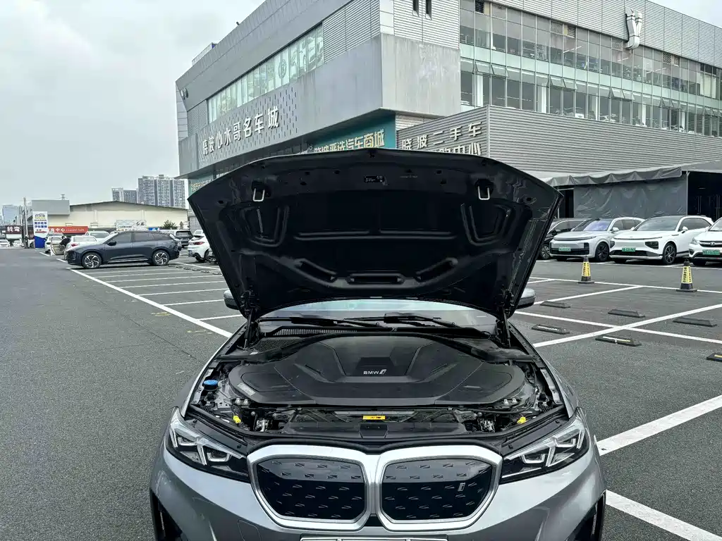 BMW i3 — миниатюра 9