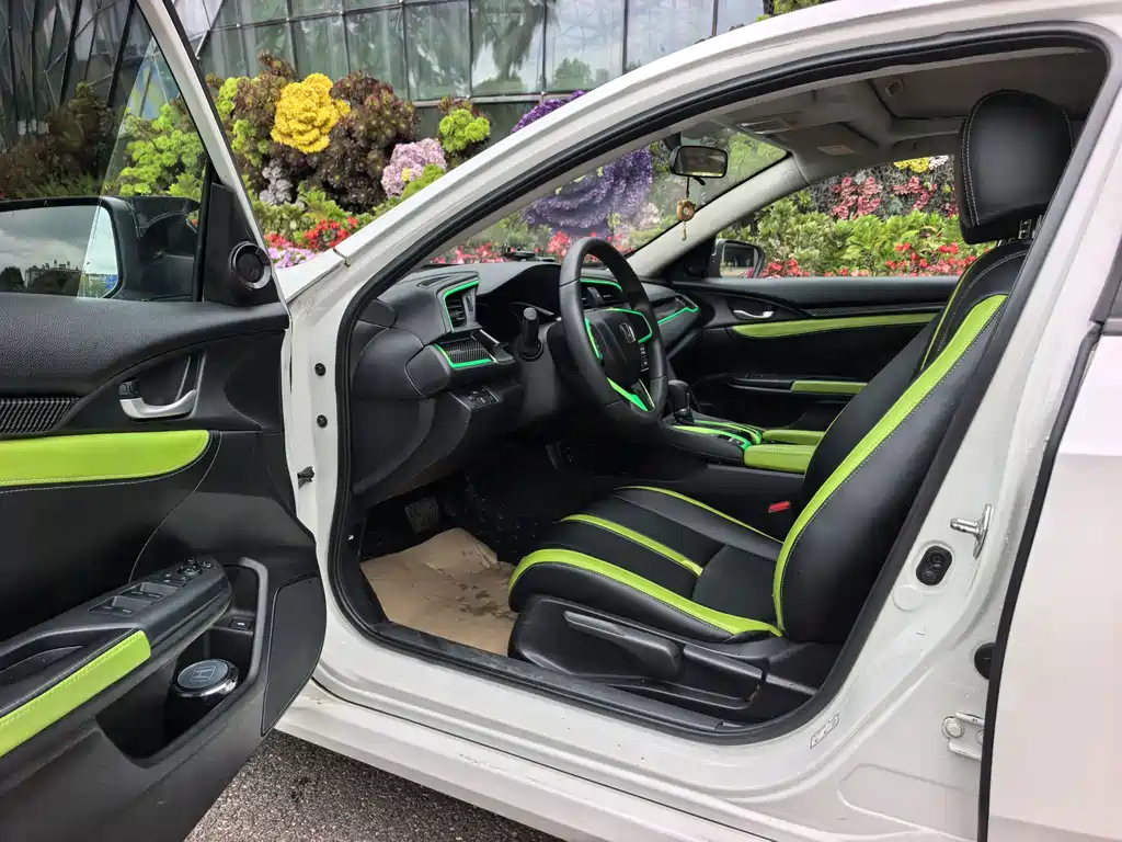 Honda Civic — миниатюра 14