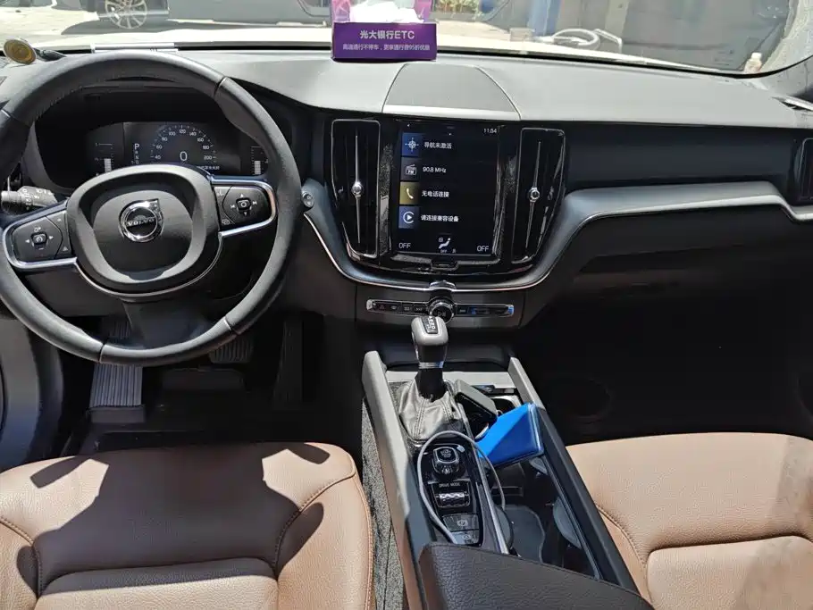 Volvo XC60 — миниатюра 12
