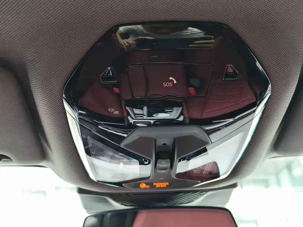 BMW 5 Series — миниатюра 25