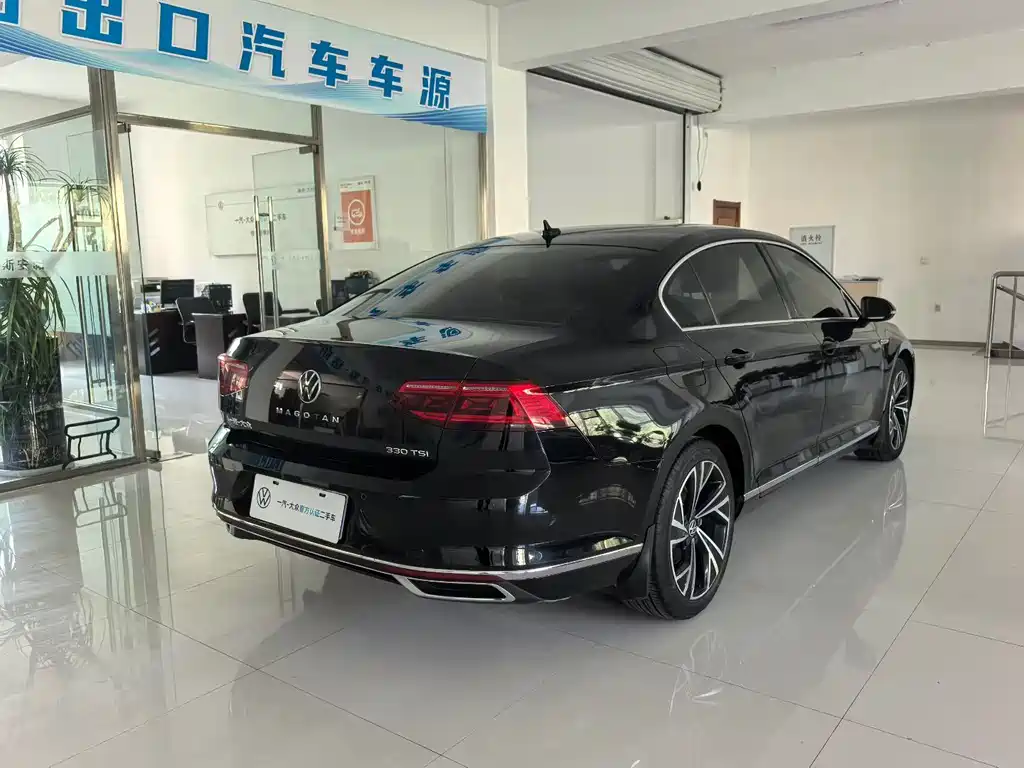 Volkswagen Magotan 2021 330TSI DSG 30
