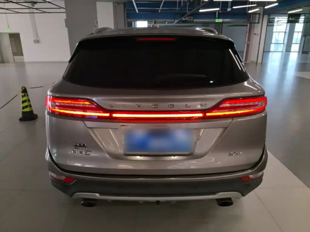 Lincoln MKC — миниатюра 6