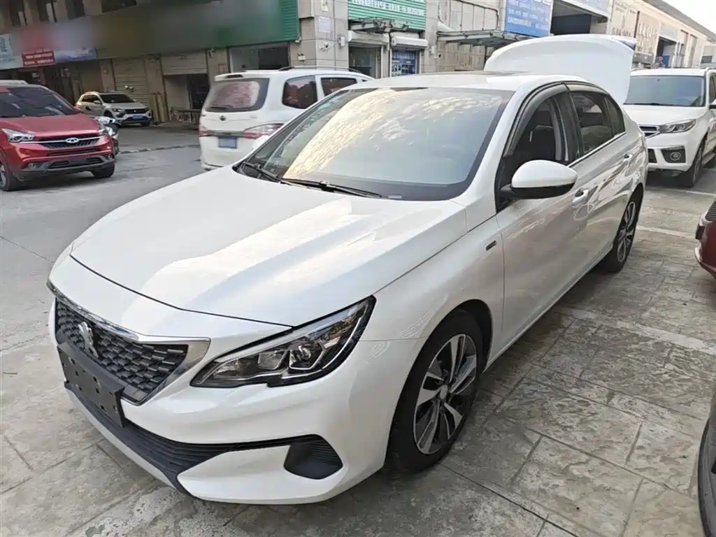 Купить Peugeot 408