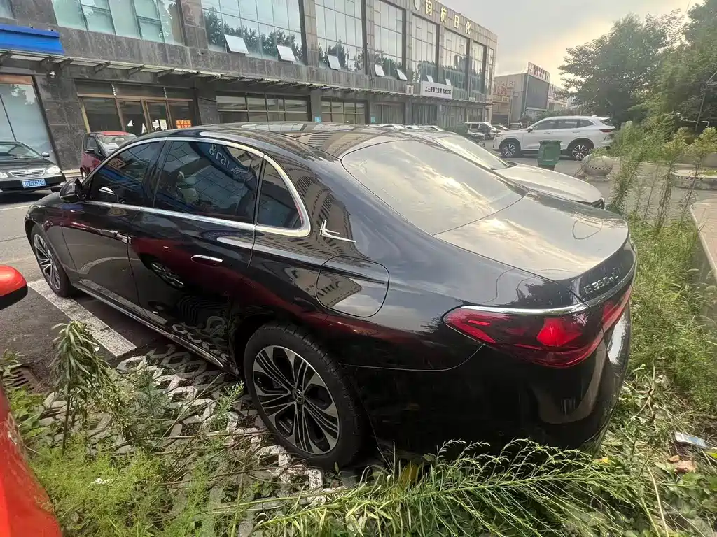 Mercedes-Benz E-Class New Energy — миниатюра 6