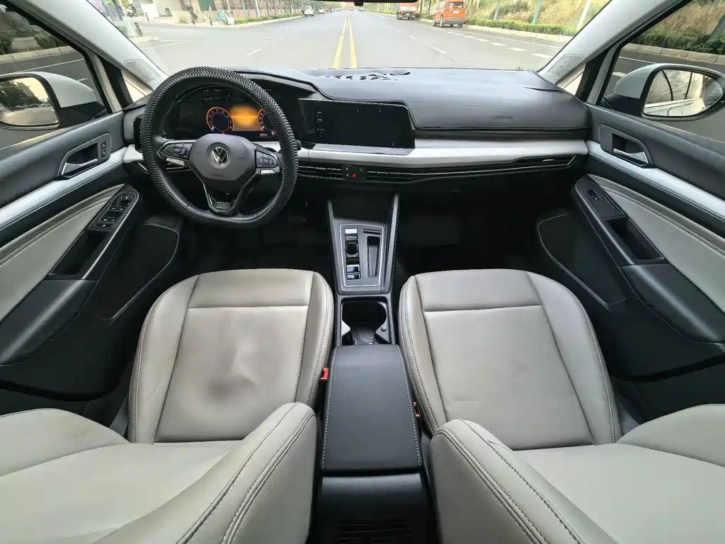 Volkswagen Golf — миниатюра 17