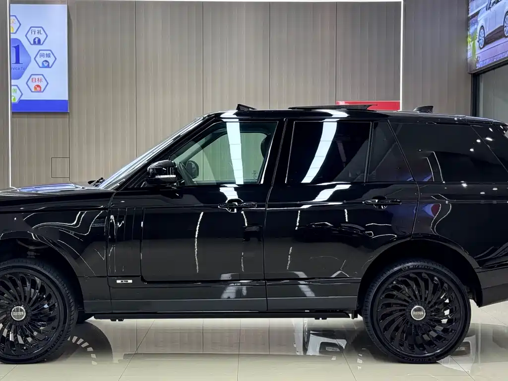 Land Rover Range Rover — миниатюра 2