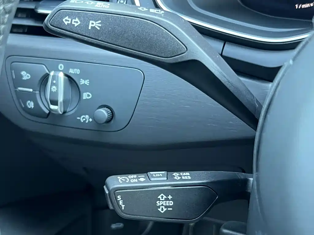 Audi A4L — миниатюра 22