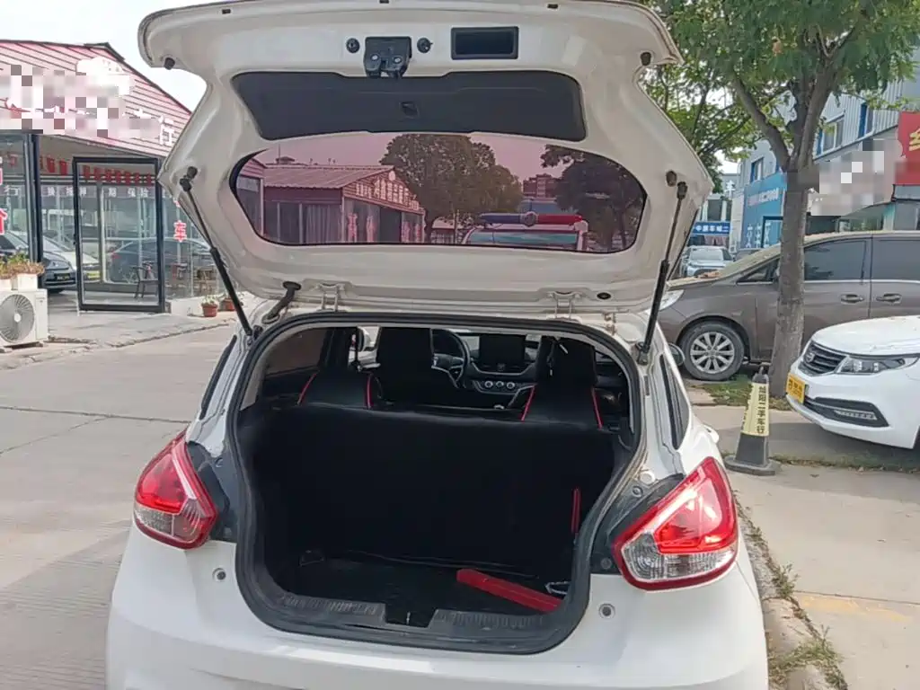 Baojun 310 — миниатюра 19