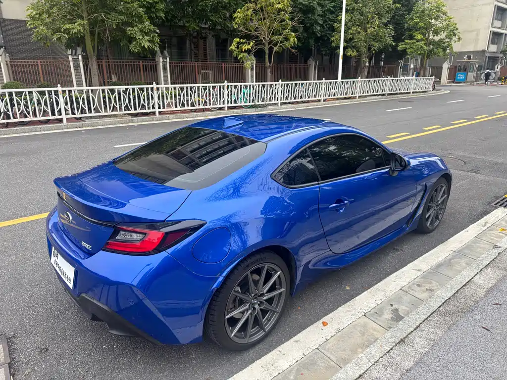 SUBARU BRZ