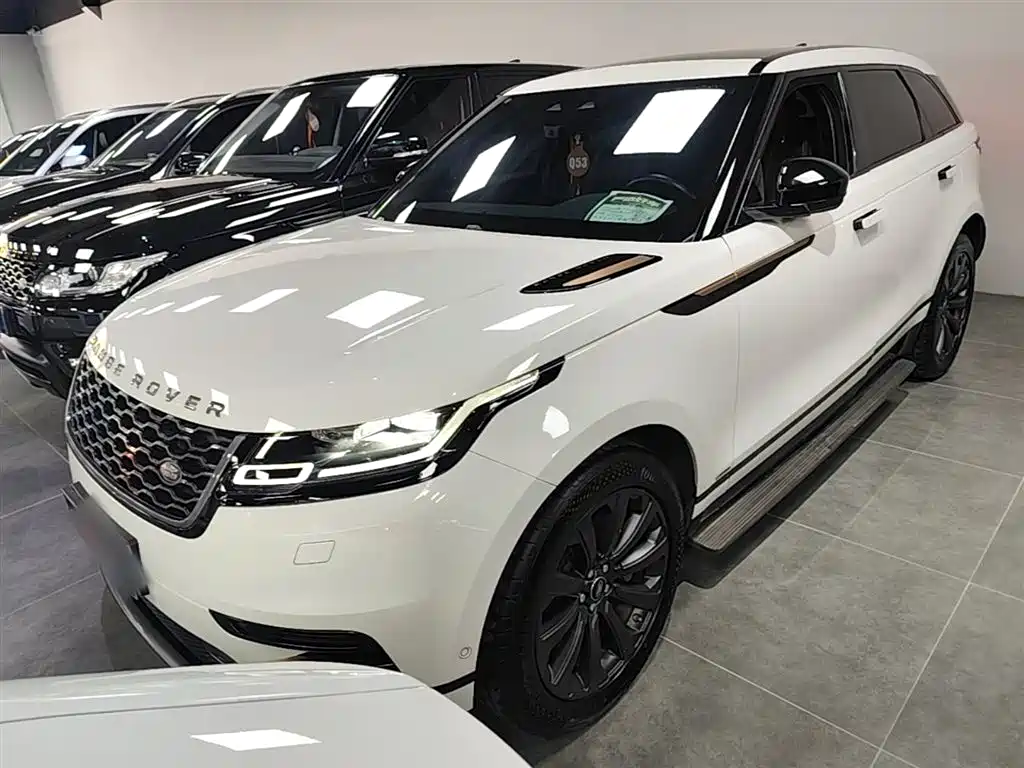 Land Rover Velar 2021