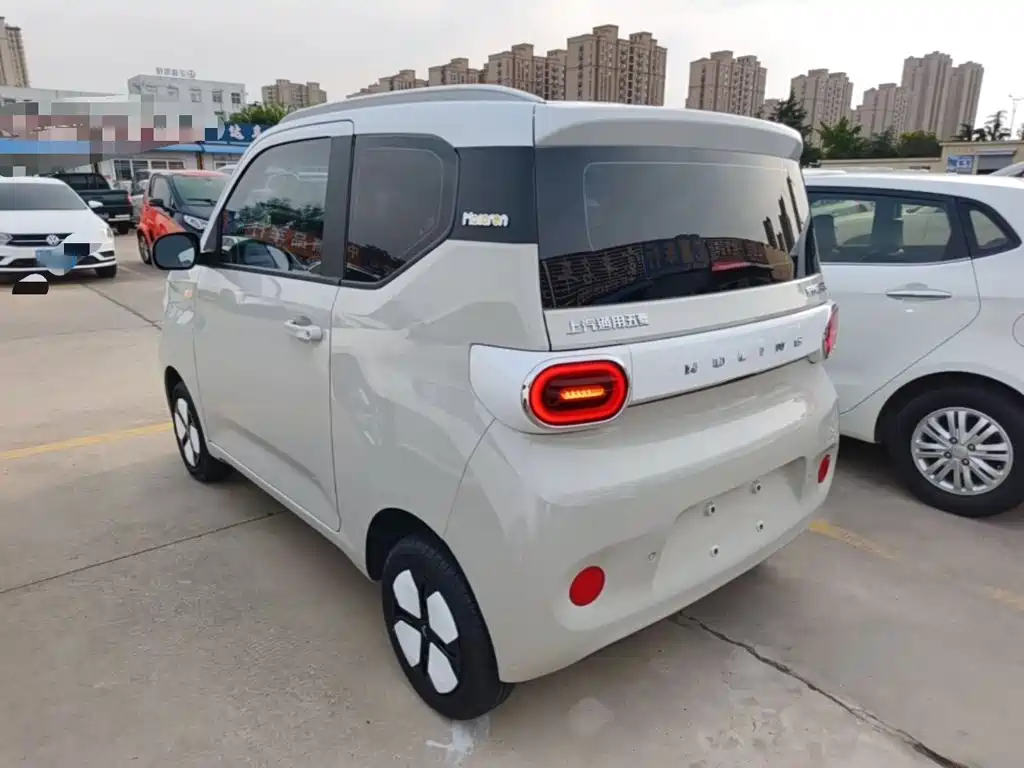 Wuling MINIEV — миниатюра 5