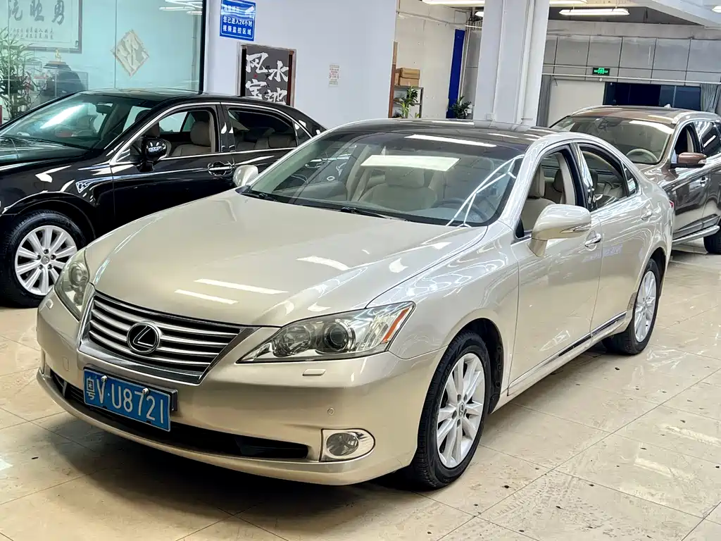 Lexus ES 2011