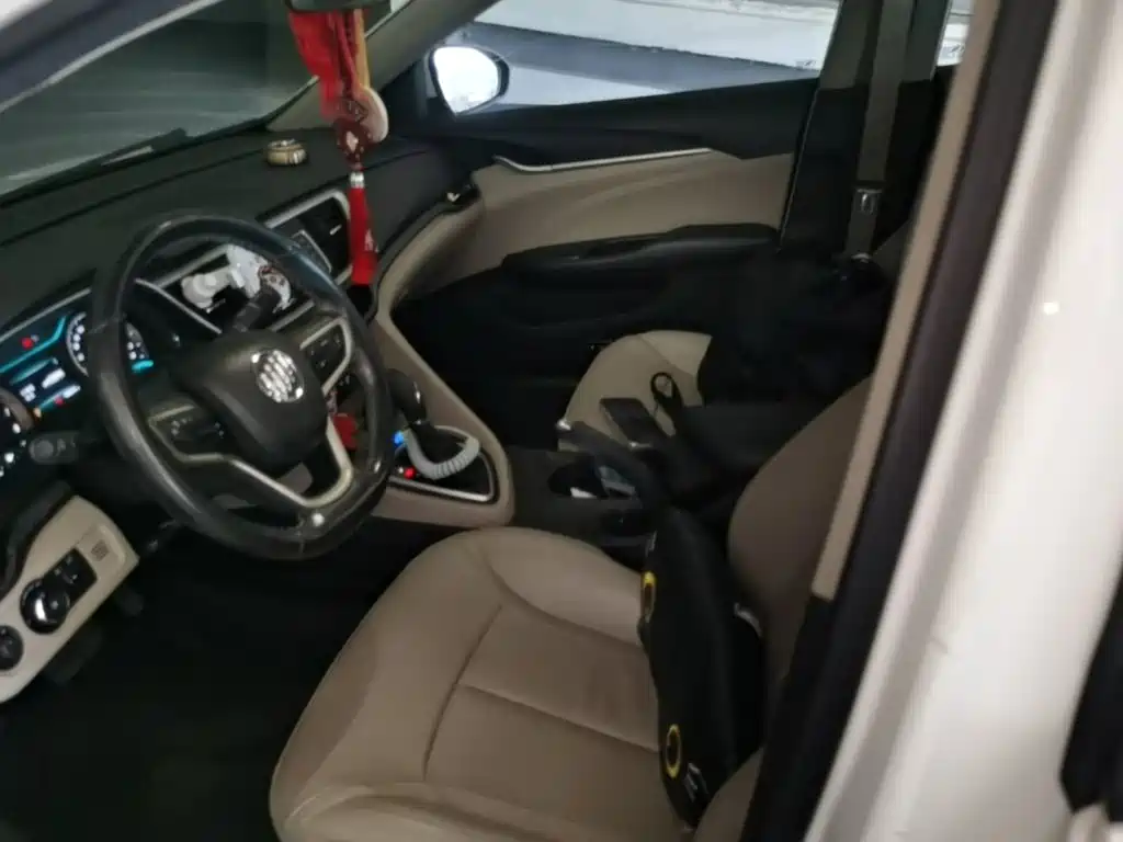 Buick Excelle — миниатюра 20