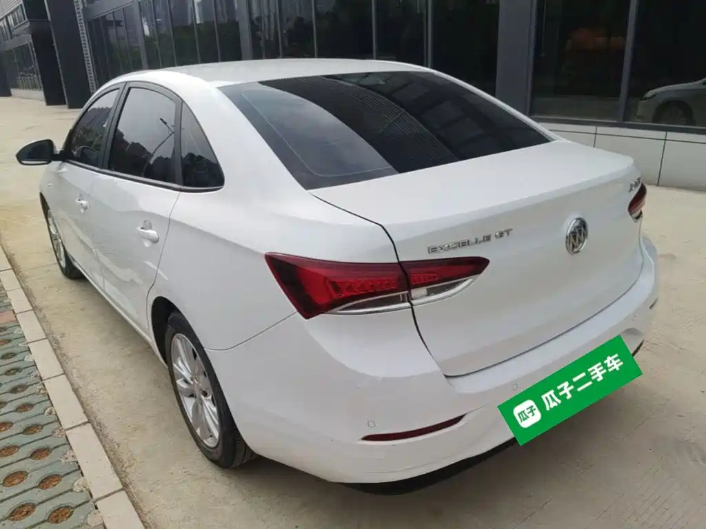Buick Excelle — миниатюра 5