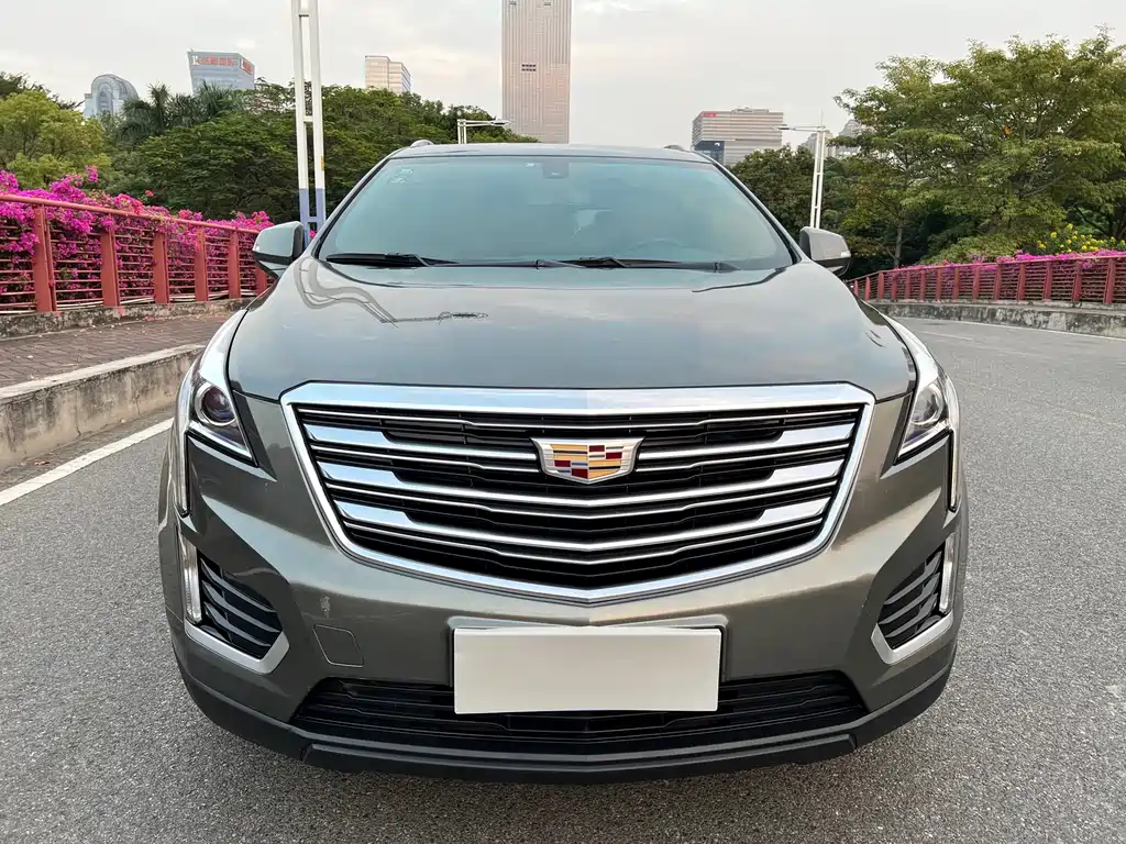 Cadillac XT5 — миниатюра 2