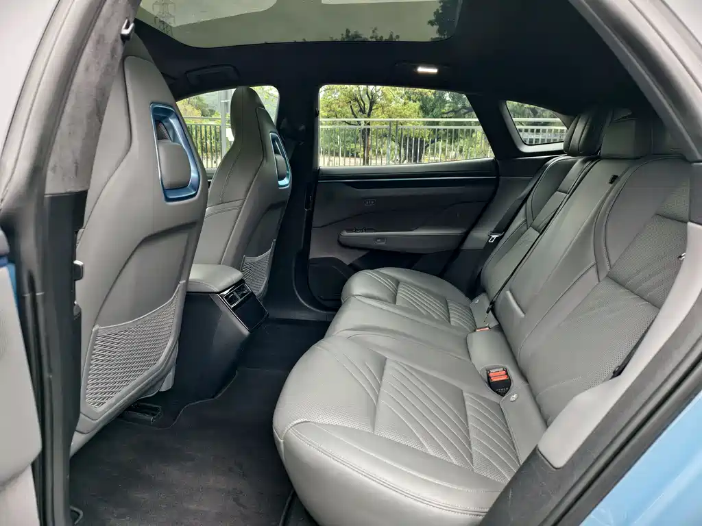 ZEEKR EXTREME KRYPTON 001