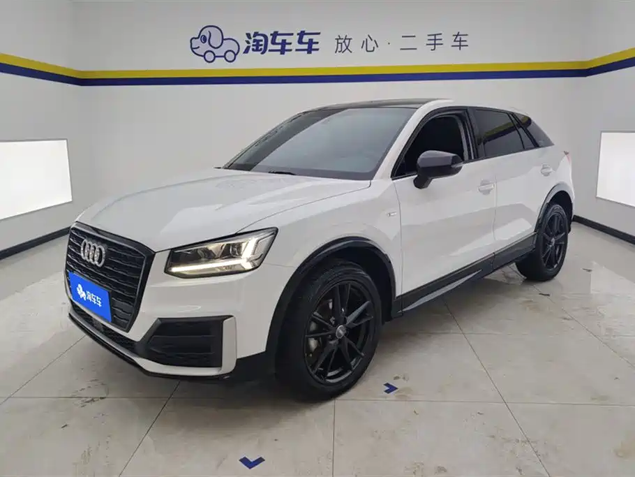 Audi Q2L 2020