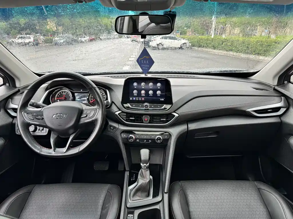 Chevrolet Volando — миниатюра 8
