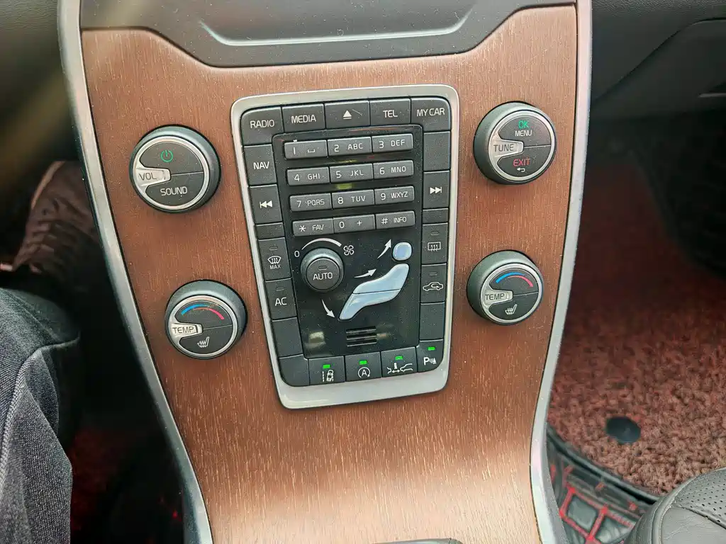 Volvo S80L — миниатюра 13