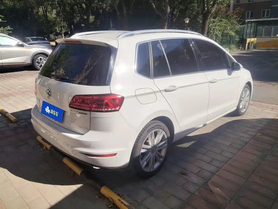 Volkswagen Golf Sportsvan — миниатюра 3