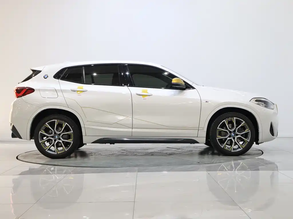 BMW X2 2023 sDrive 25i
