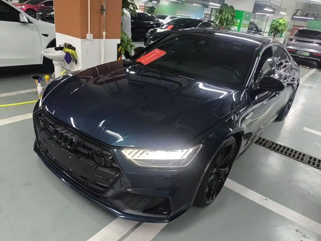 Audi A7L 2022 55 TFSI quattro S-line