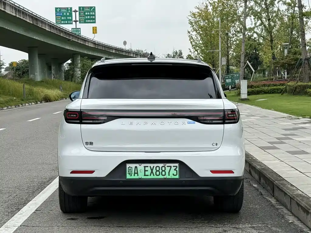 Leapmotor Leapmotor C11 — миниатюра 12