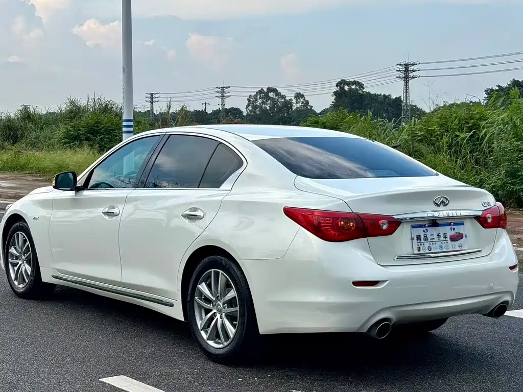Infiniti Q50L — миниатюра 7