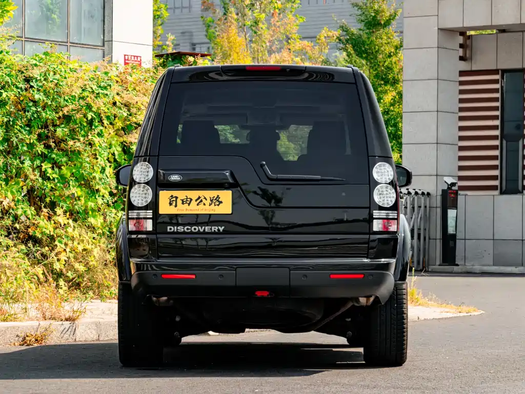 Land Rover Discovery — миниатюра 8