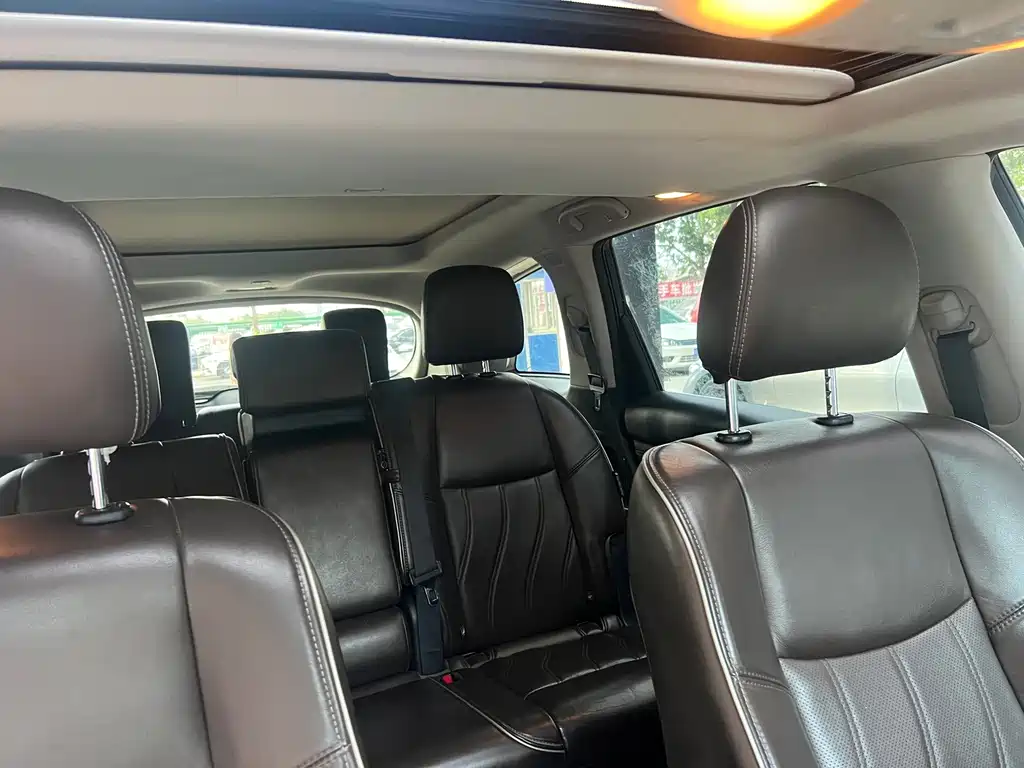 Infiniti QX60 (Import) — миниатюра 11