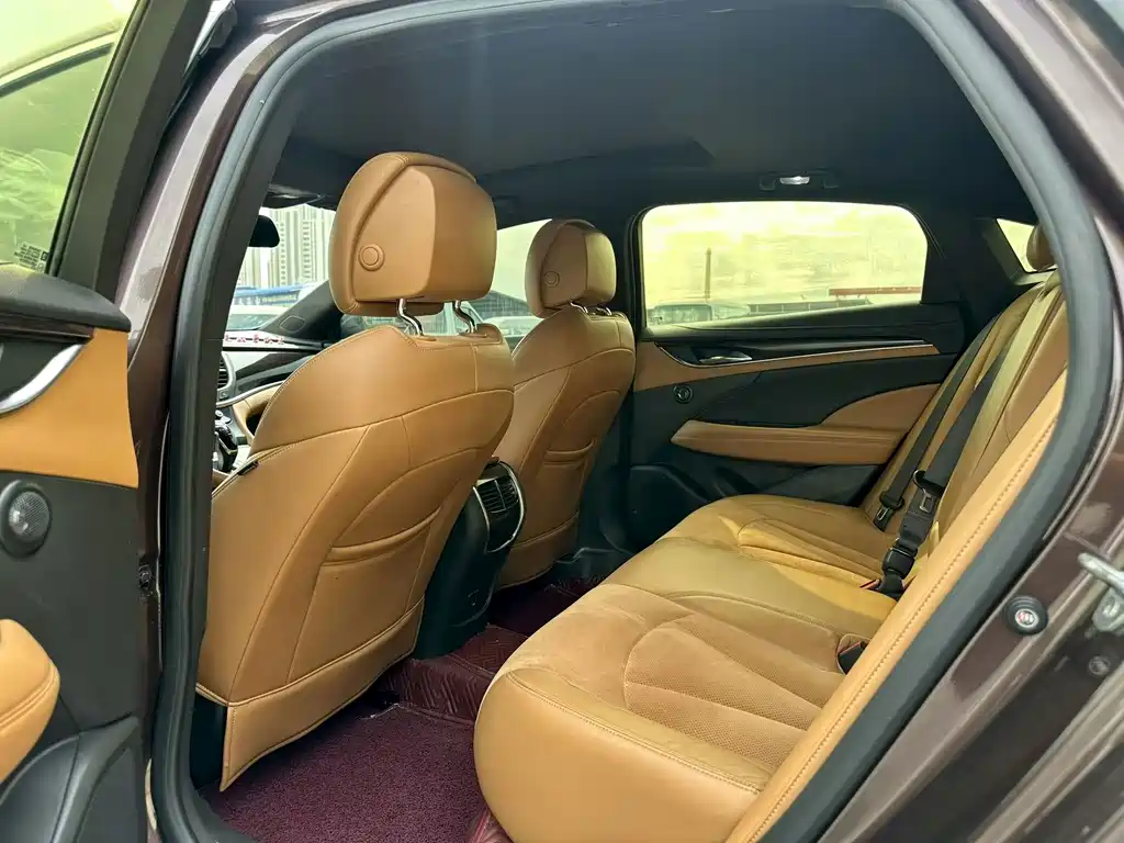 Buick LaCrosse — миниатюра 6