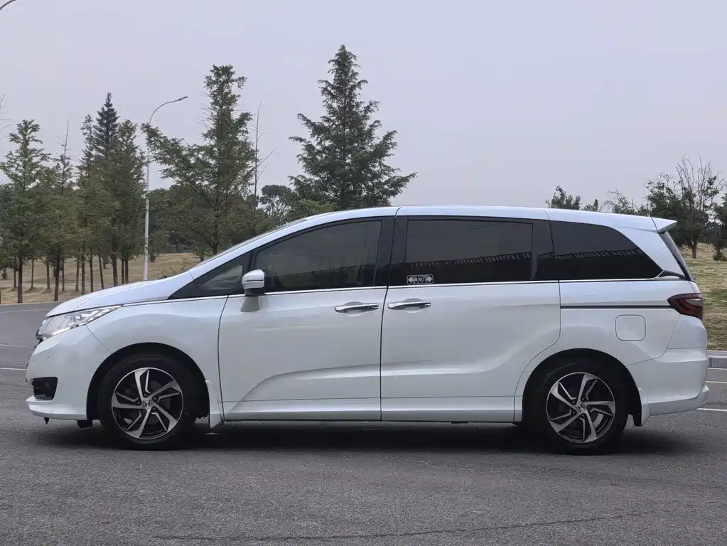 Honda Odyssey — миниатюра 17