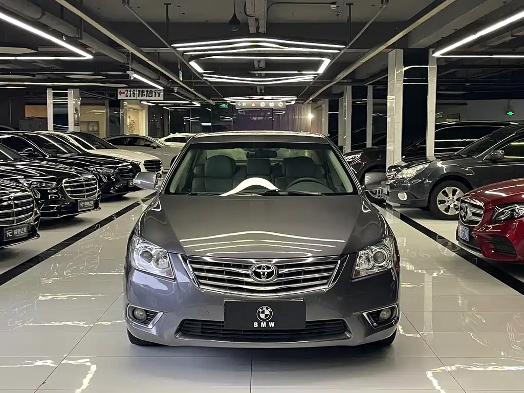 Toyota Camry — миниатюра 2