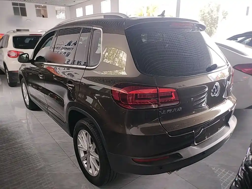 Volkswagen Tiguan — миниатюра 5