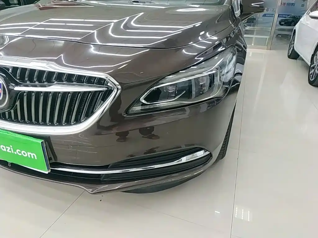 Buick LaCrosse — миниатюра 24