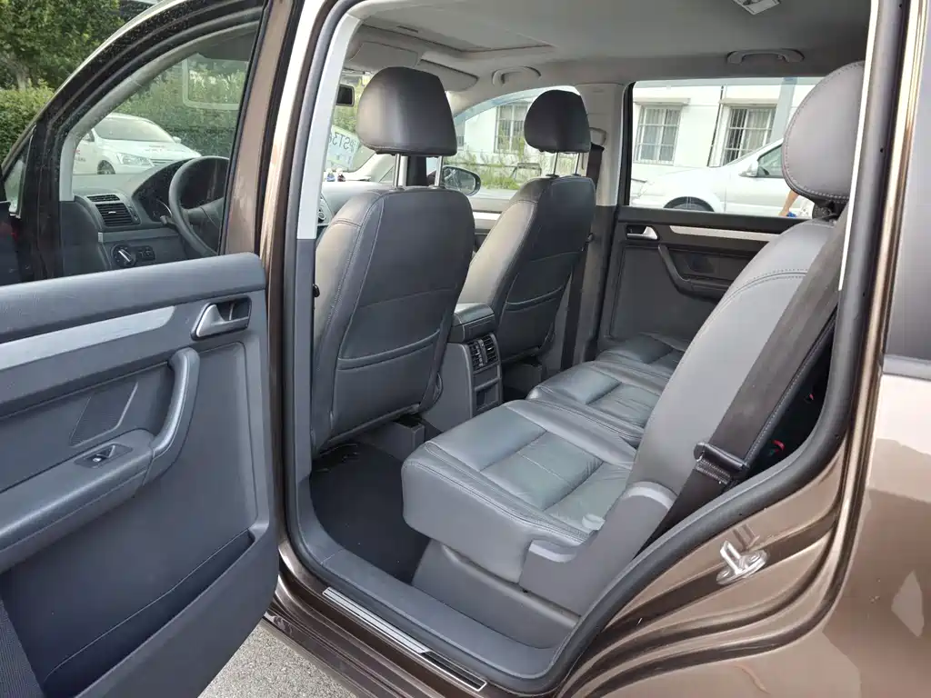 Volkswagen Touran — миниатюра 15