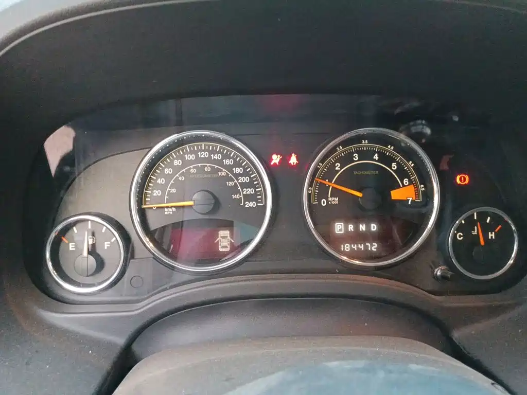 Jeep Compass (Import) — миниатюра 7