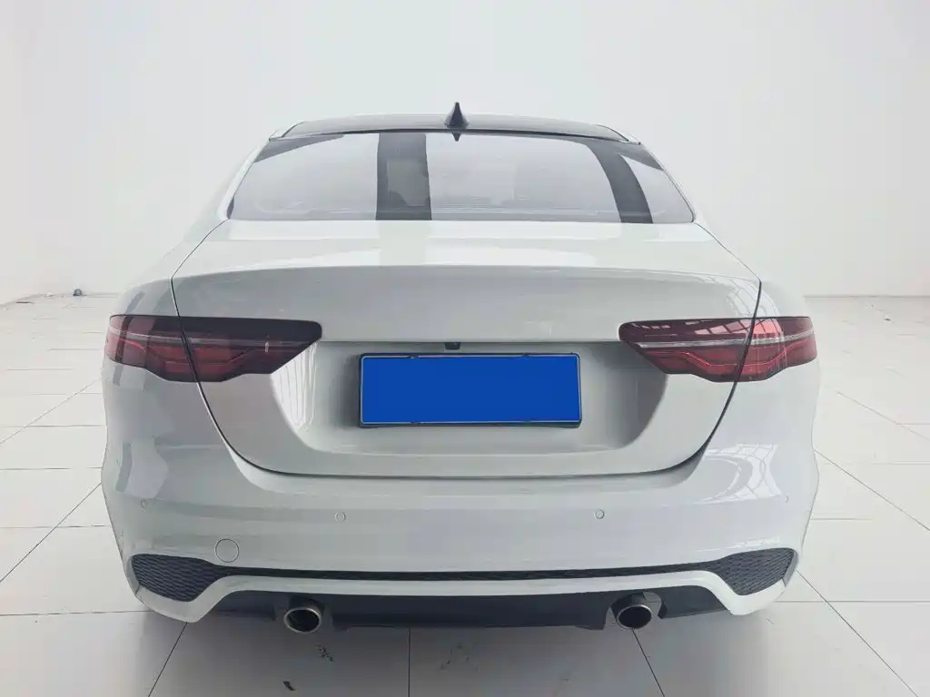 Jaguar XEL — миниатюра 8