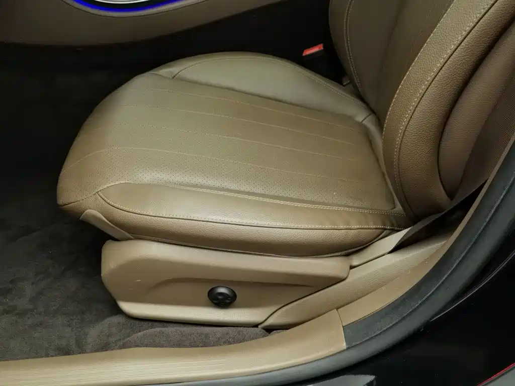 Mercedes-Benz E-Class New Energy — миниатюра 20