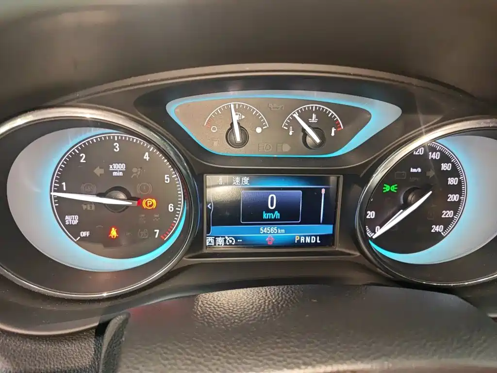 Buick Envision Plus — миниатюра 8