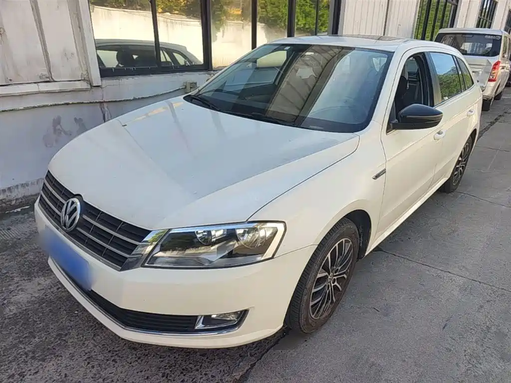 Volkswagen Gran Lavida 2014