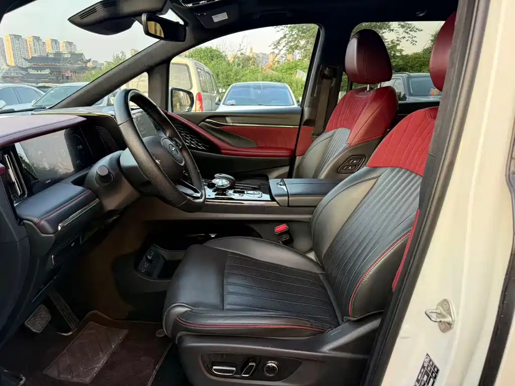 GAC Motor Trumpchi M8 — миниатюра 4