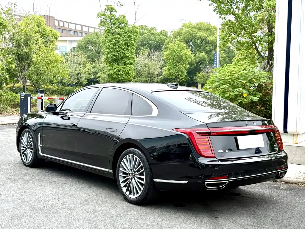 Hongqi H9 2020 2.0T