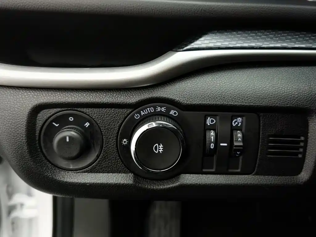 Buick Excelle — миниатюра 21