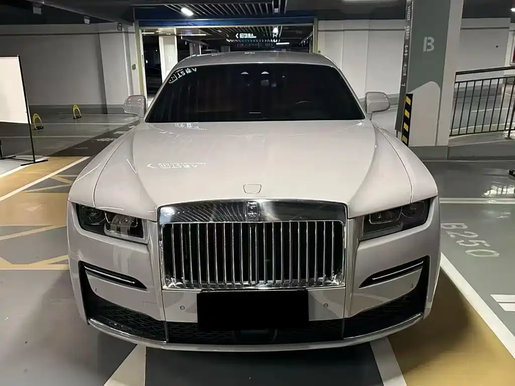 Купить Rolls-Royce Ghost