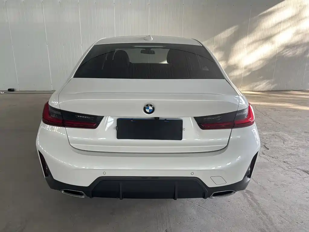BMW 3 Series — миниатюра 4